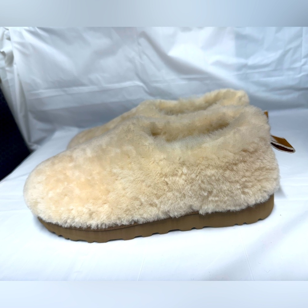 UGG Classic Cozy Bootie Natural - Size 8